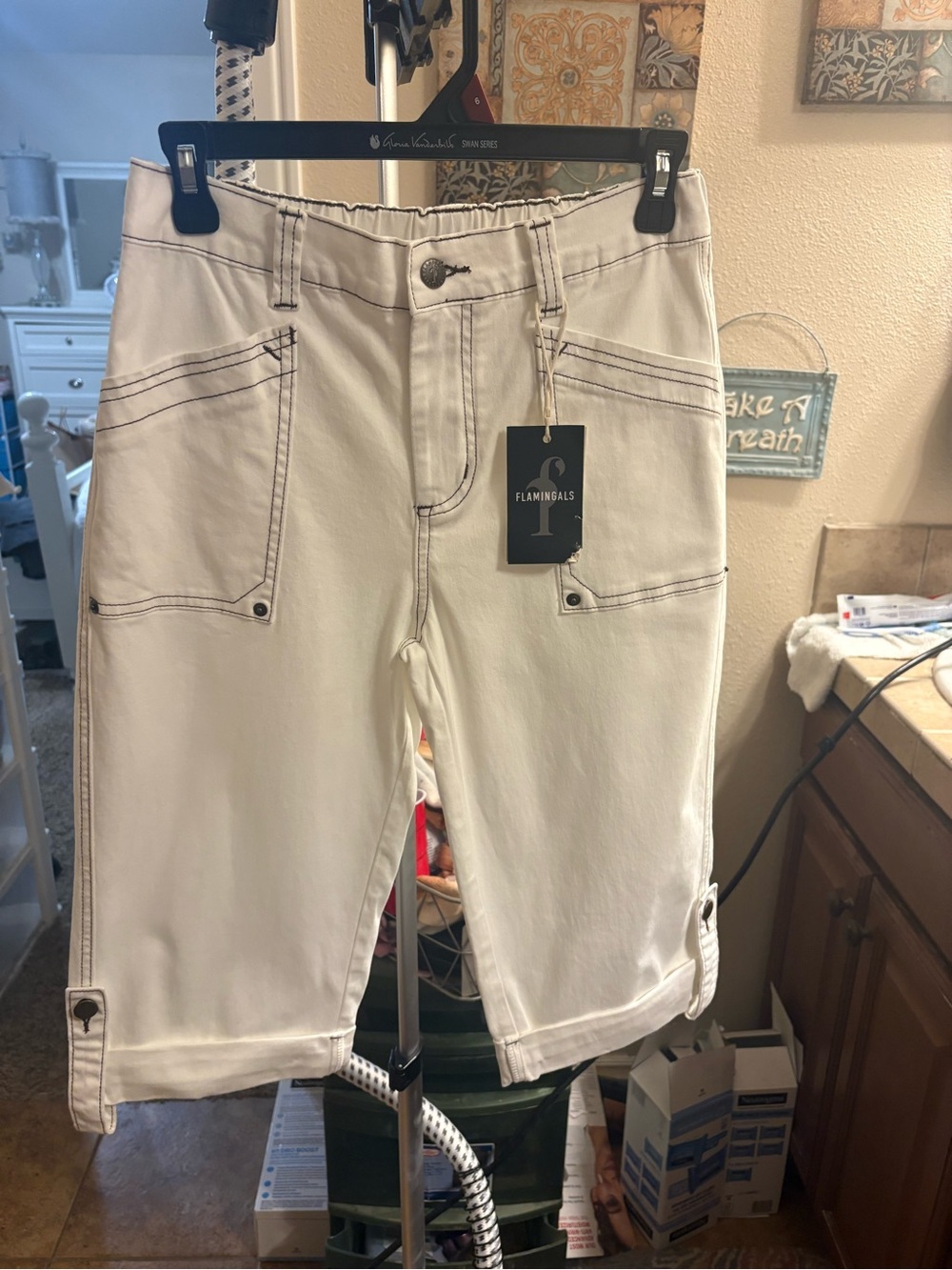 Flamingoals Women's Cream Utility Bermuda Shorts with Front Pockets - Picture 3 of 12